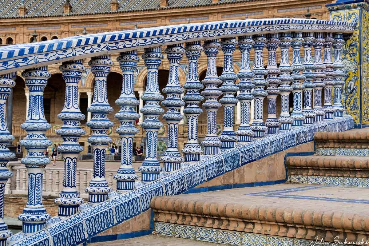 Bright tiles, Plaza de España, Seville