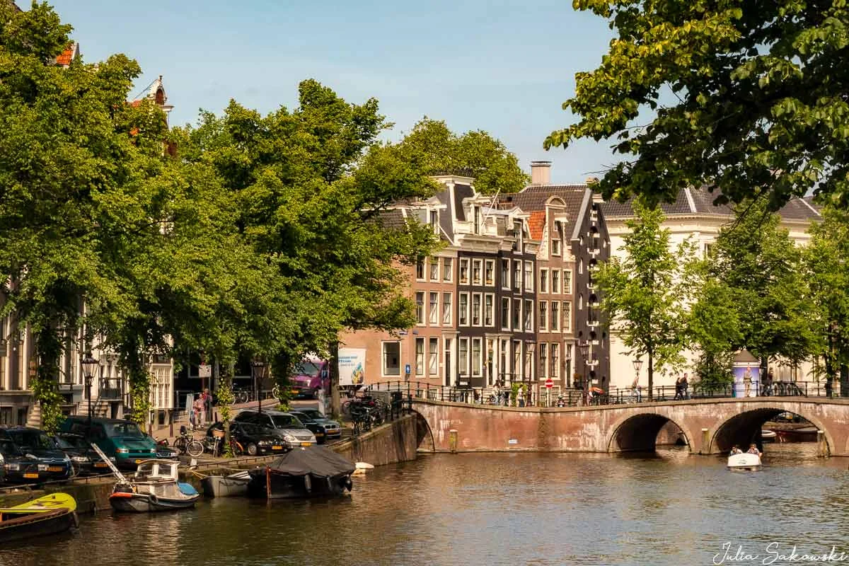 Canal life, mid-afternoon.