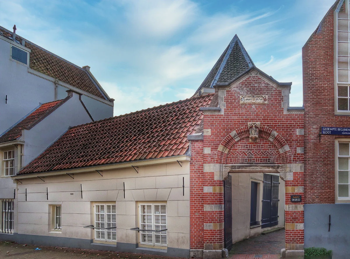 Begijnhof doorway